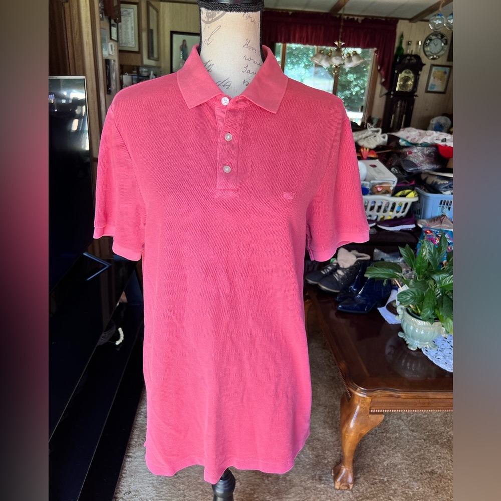 Men’s Vineyard Vines pink polo short sleeve shirt. - Picture 13 of 16